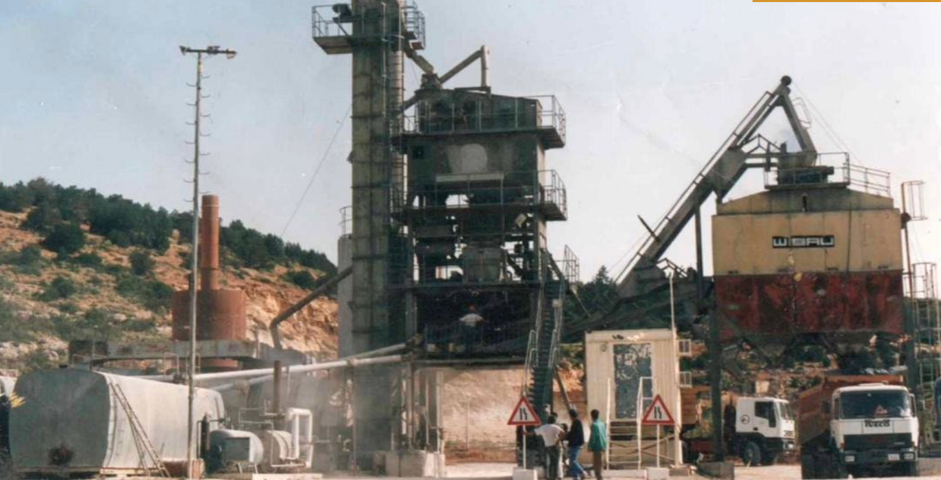 خلاطة الأسفلت